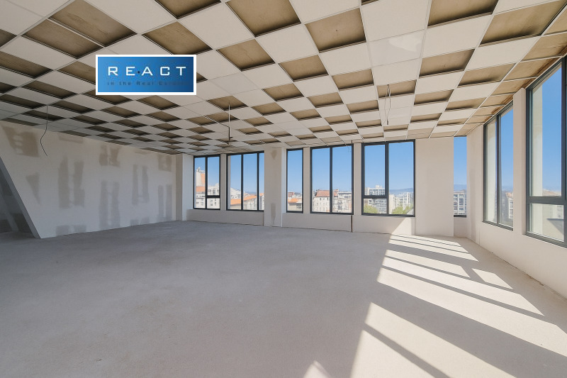Дава под Наем ОФИС в град София, Зона Б-5 - 530 кв.м / 6 360 € » 12 439.08 лв., РЕАКТ