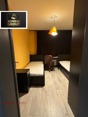 3 slaapkamers Oborishte, Sofia 8