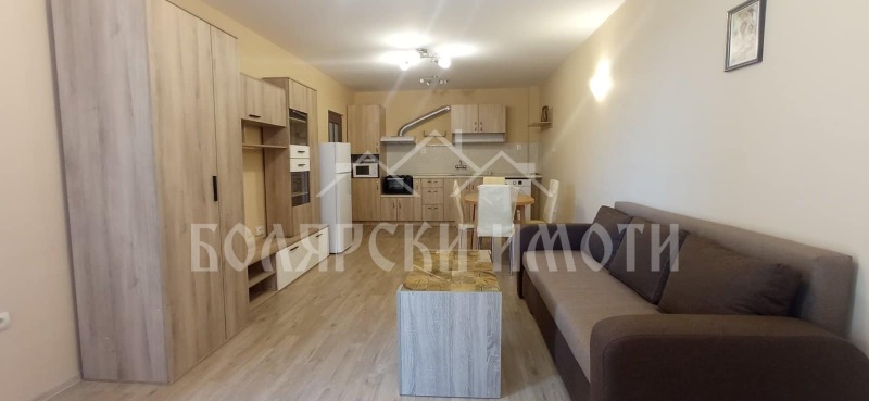 Vuokrattavana  2 makuuhuonetta Veliko Tarnovo , Akatsija , 85 neliömetriä | 84591149