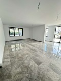 Под наем ОФИС, град София, Оборище • 5000 € • 86169433 — Holmes.bg