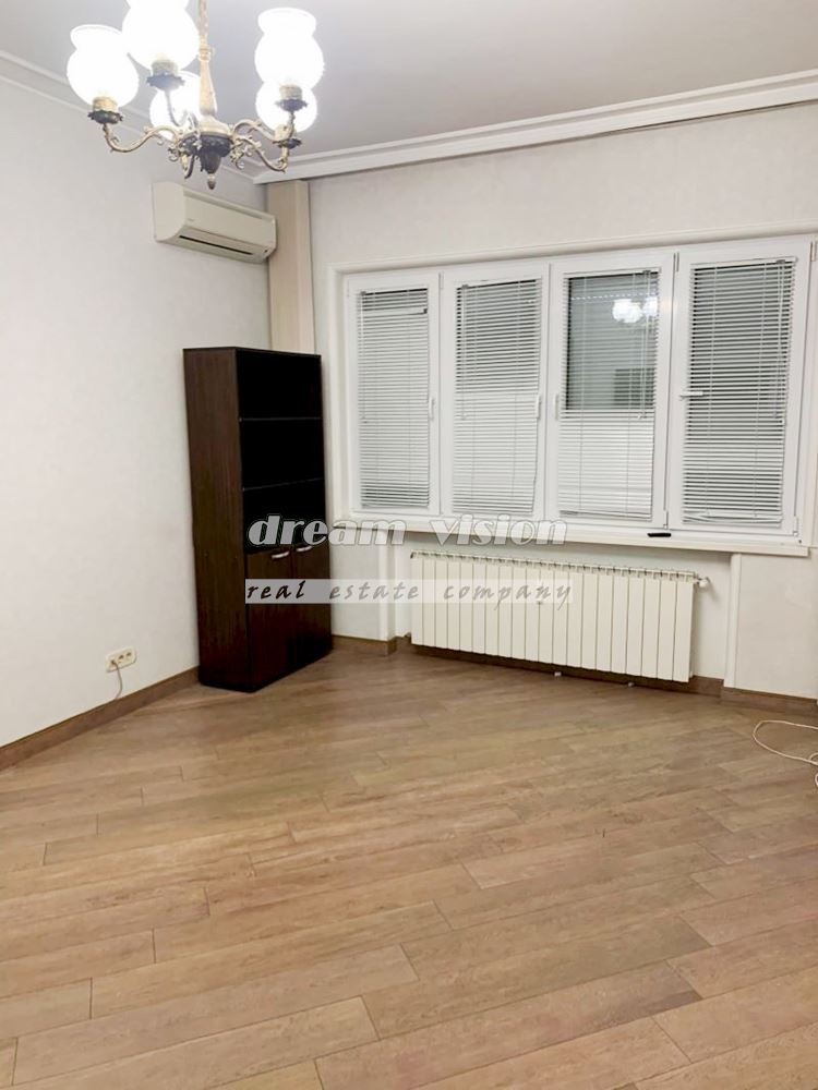 Te huur  Kantoor Sofia , Tsentar , 150 m² | 46237131 - afbeelding [12]