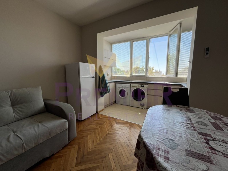 Издаје се  2 спаваће собе Варна , Чајка , 65 м2 | 52169124