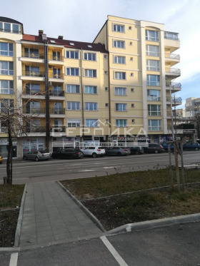 Паркинг простор Лјулин 10, Софија