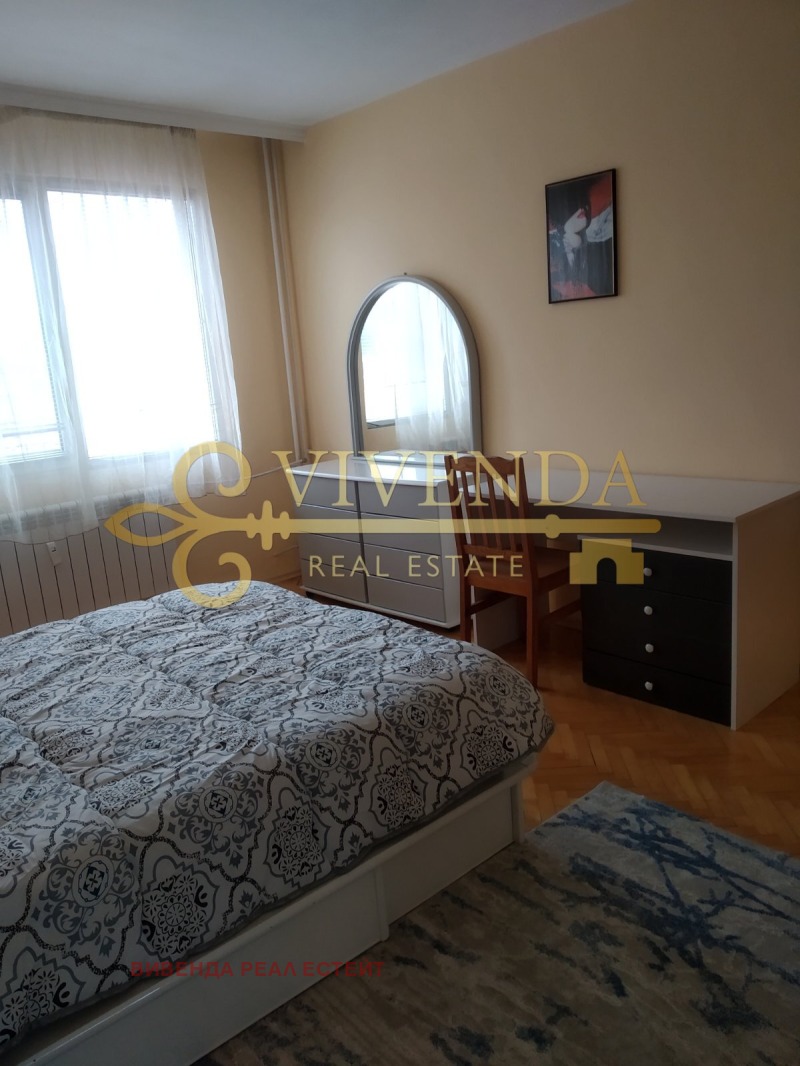 Дава под наем 4-СТАЕН, гр. Плевен, Широк център, снимка 7 - Апартаменти - 53316907