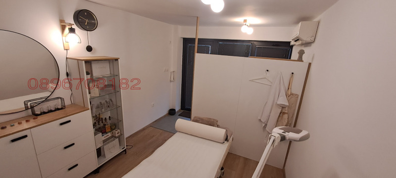 Дава под наем МАГАЗИН, гр. Варна, Зимно кино Тракия, снимка 3 - Магазини - 52781683