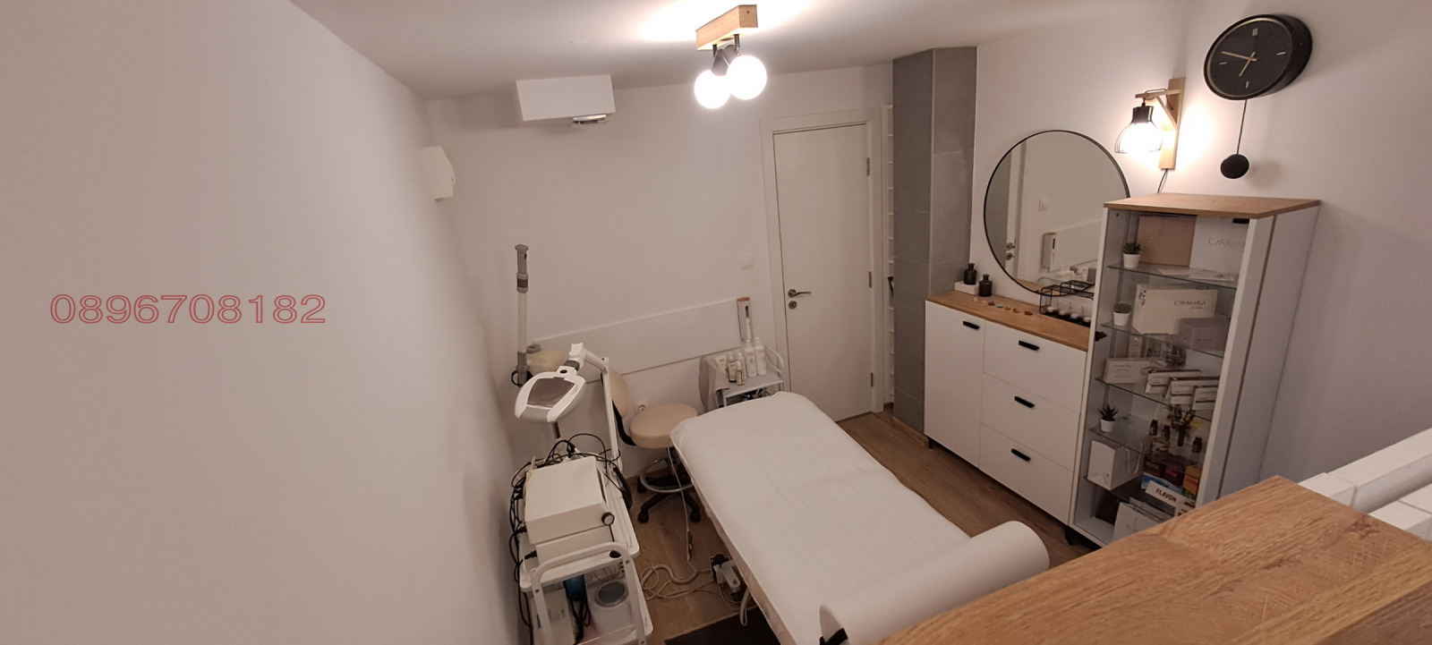 Дава под наем МАГАЗИН, гр. Варна, Зимно кино Тракия, снимка 2 - Магазини - 53621879