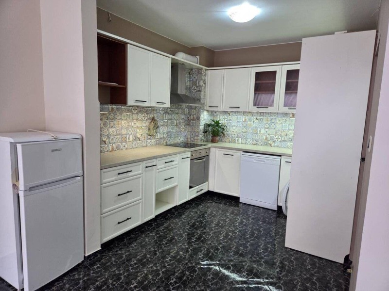 Дава под Наем 3-СТАЕН в град София, Бояна - 120 кв.м / 700 € » 1 369.08 лв., ТИТАН ПРОПЪРТИС РЕНТ