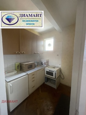 ���� ��� ���� 3-����� | Imot.bg � ����� ������ 11