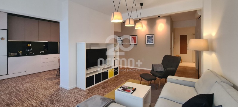 Издаје се  2 спаваће собе Софија , Центар , 120 м2 | 31826215 - слика [2]