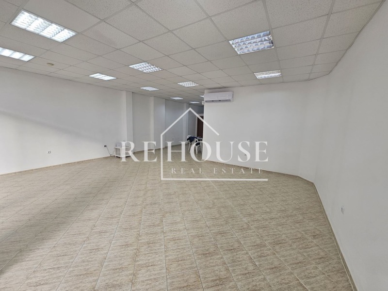 Дава под наем МАГАЗИН, гр. Варна, Левски 2, снимка 7 - Магазини - 52131878