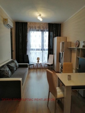 1 soverom Zornitsa, Burgas