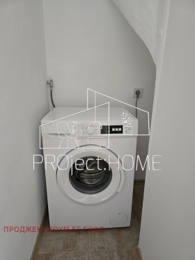 2 bedroom Vazrazhdane, Burgas 8