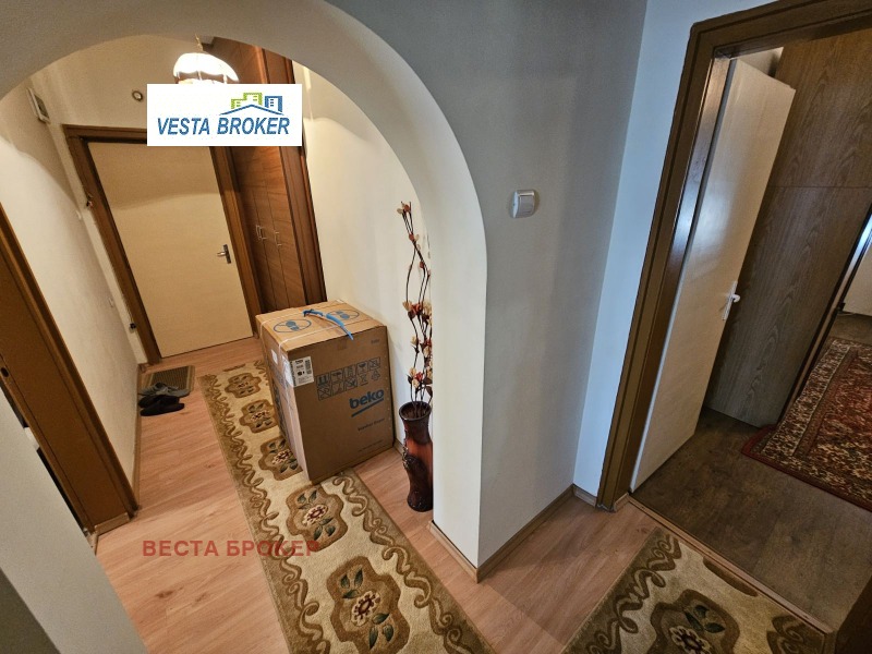 Дава под наем 3-СТАЕН, гр. Кърджали, Център, снимка 2 - Апартаменти - 53198197