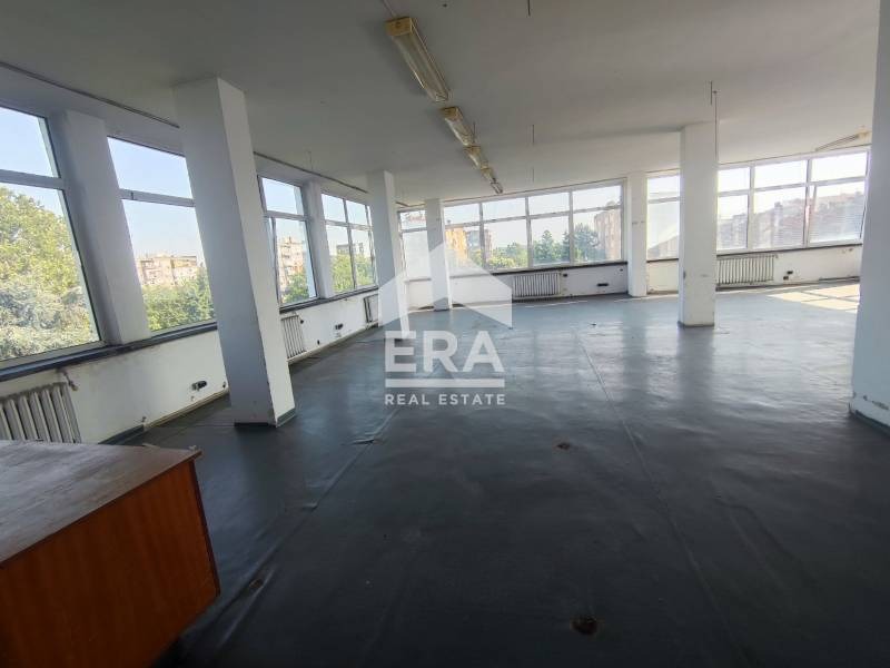 Kiadó  Hivatal régió Haskovo , Dimitrovgrad , 400 négyzetméter | 45598040