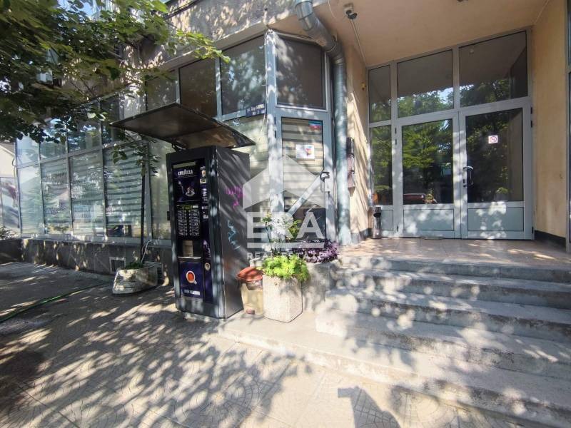 Kiadó  Hivatal régió Haskovo , Dimitrovgrad , 400 négyzetméter | 45598040 - kép [2]