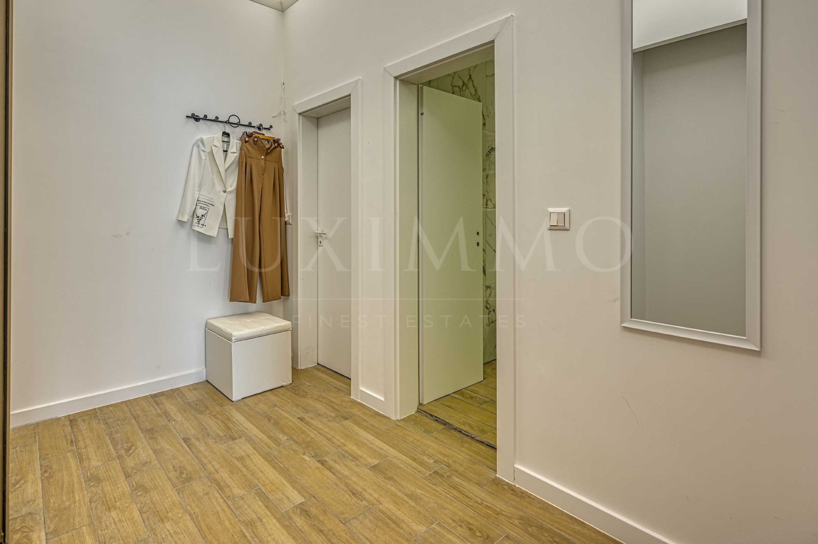 Дава под наем 2-СТАЕН, гр. София, Лозенец, снимка 10 - Апартаменти - 53884798