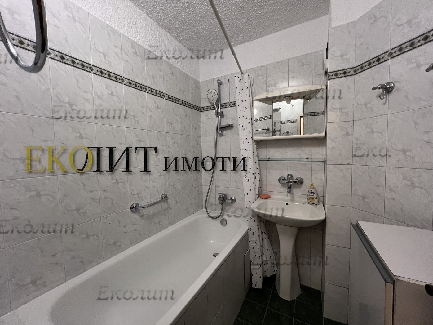 Дава под наем 2-СТАЕН, гр. София, Център, снимка 9 - Апартаменти - 56311882