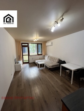 1 chambre Borovo, Sofia 1