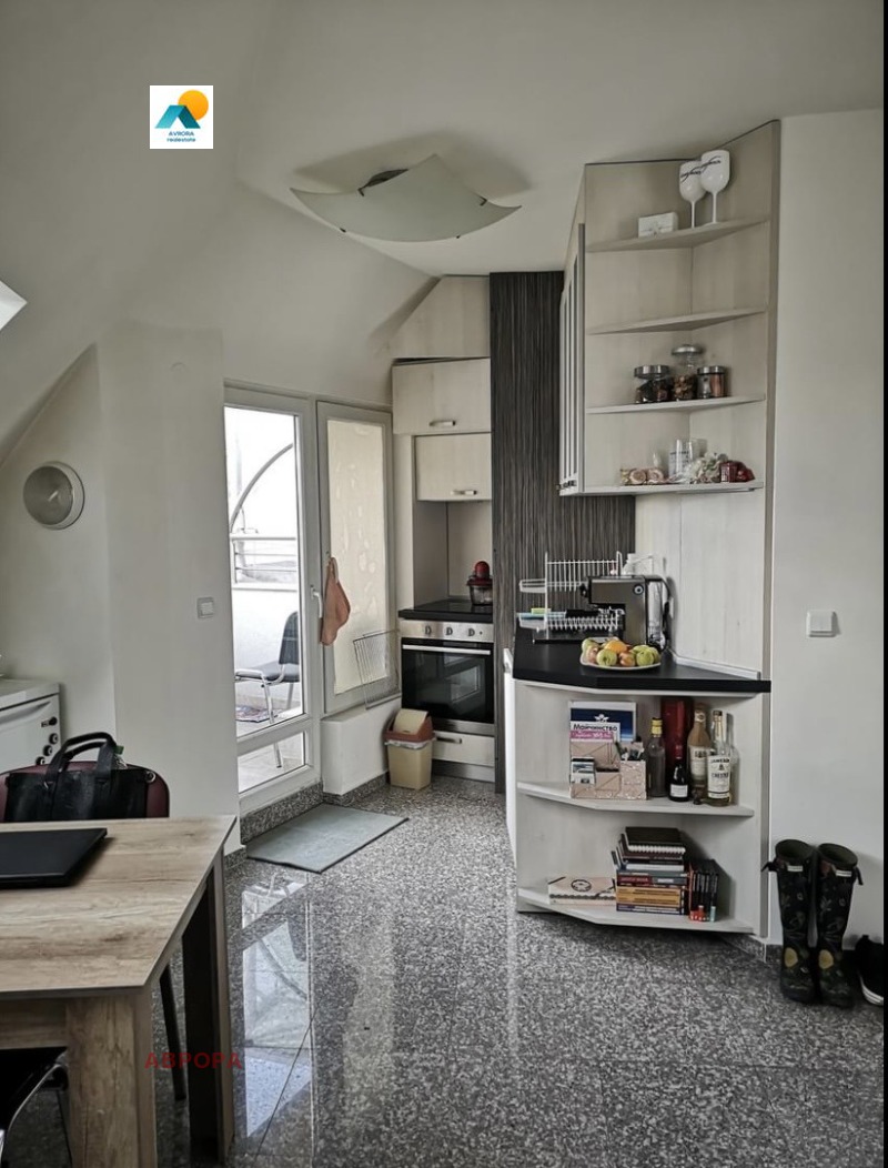 Дава под нем  1-стаен, град София, Слатина •  400 € • ID 25320885 — holmes.bg - [1] 