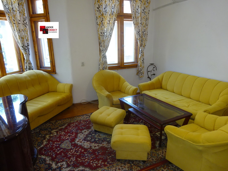 Te huur  2 slaapkamers Sofia , Tsentar , 100 m² | 84949089