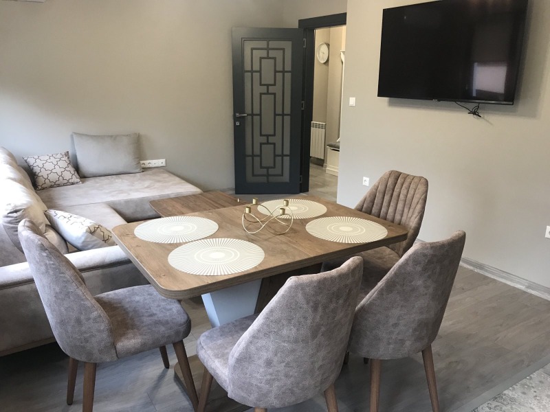 Дава под наем 3-СТАЕН, гр. Пловдив, Център, снимка 3 - Апартаменти - 53348329