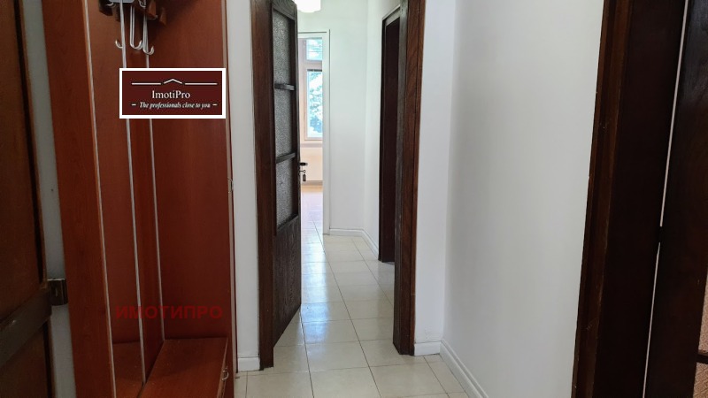 Дава под наем 4-СТАЕН, гр. София, Център, снимка 16 - Апартаменти - 52454195