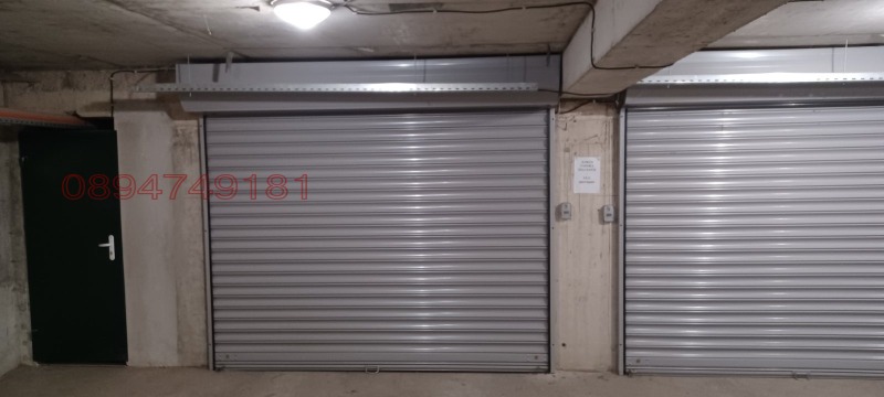 Дава под наем ГАРАЖ, ПАРКОМЯСТО, гр. Добрич, Център, снимка 2 - Гаражи и паркоместа - 52781650