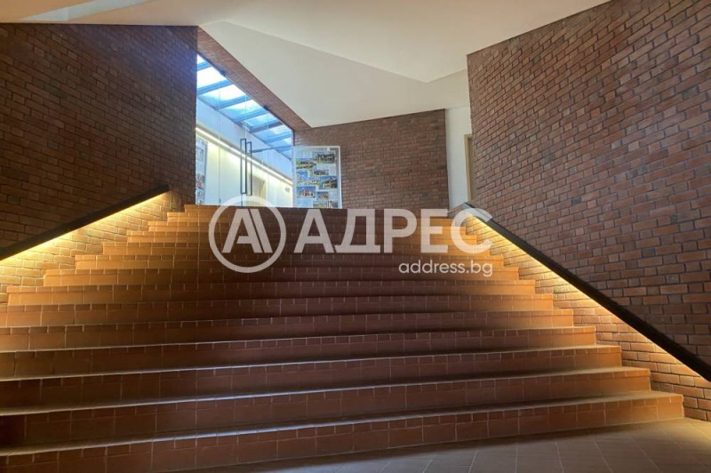 Te huur  Kantoor Sofia , Ivan Vazov , 71 m² | 97292311 - afbeelding [3]