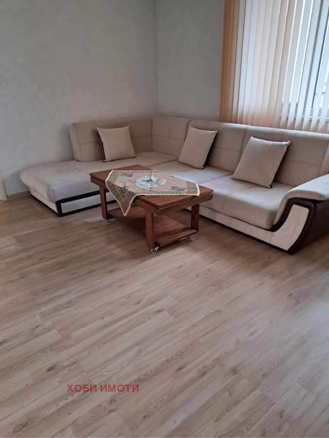 En renta  3 dormitorios Plovdiv , Vastanicheski , 84 metros cuadrados | 40768739 - imagen [4]