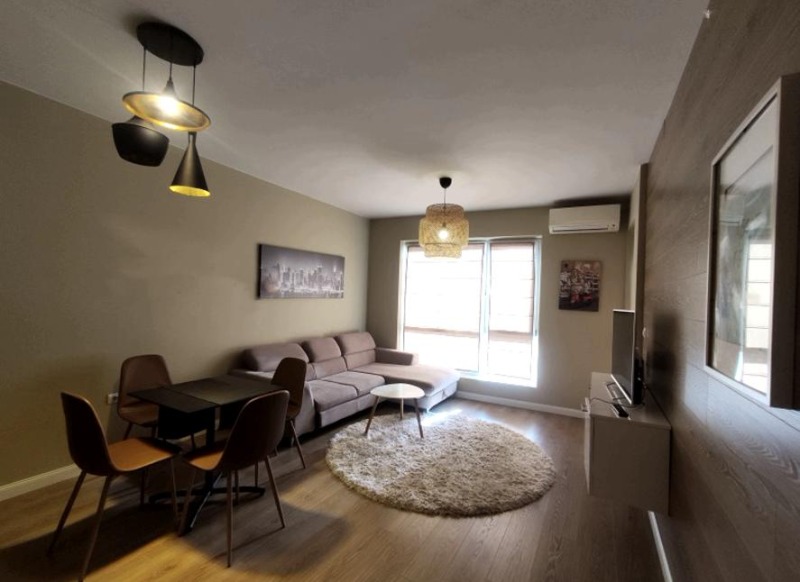 Дава под нем  2-стаен, град Пловдив, Христо Смирненски •  400 EUR • ID 14169748 — holmes.bg - [1] 