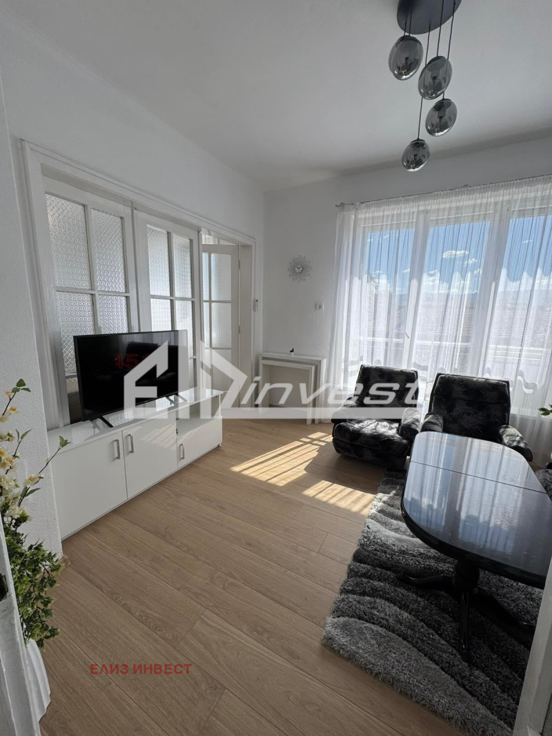 Kiralık  3 yatak odası Plovdiv , Centar , 100 metrekare | 54490613