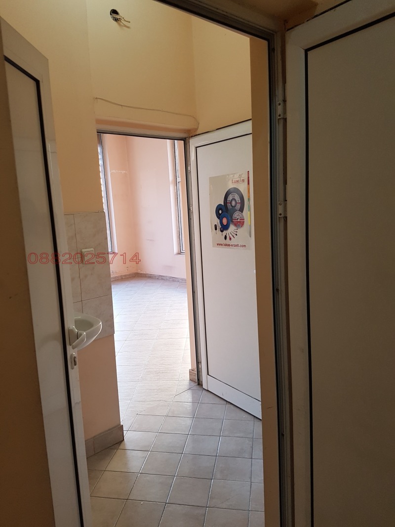 Дава под наем МАГАЗИН, гр. София, Люлин 10, снимка 8 - Магазини - 53151609