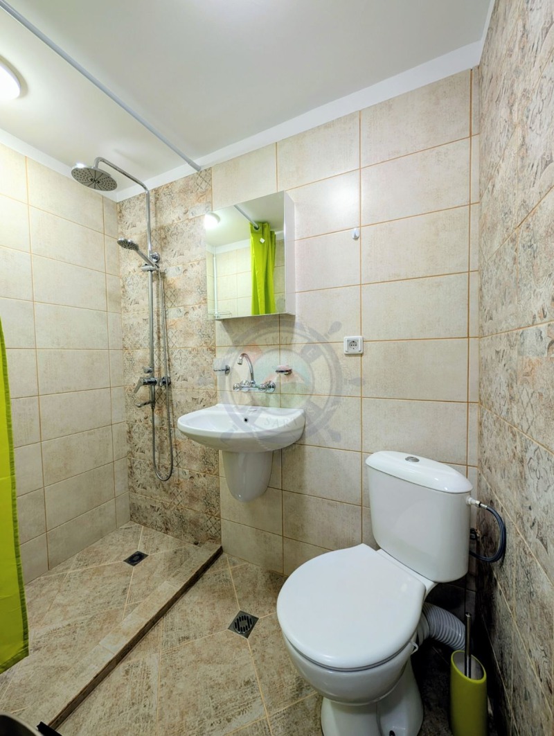 Дава под наем 4-СТАЕН, гр. Варна, Лятно кино Тракия, снимка 15 - Апартаменти - 53043119