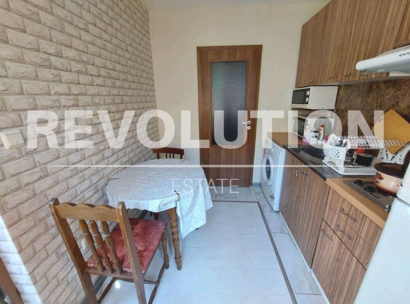 Te huur  2 slaapkamers Varna , Tsentar , 60 m² | 57230408