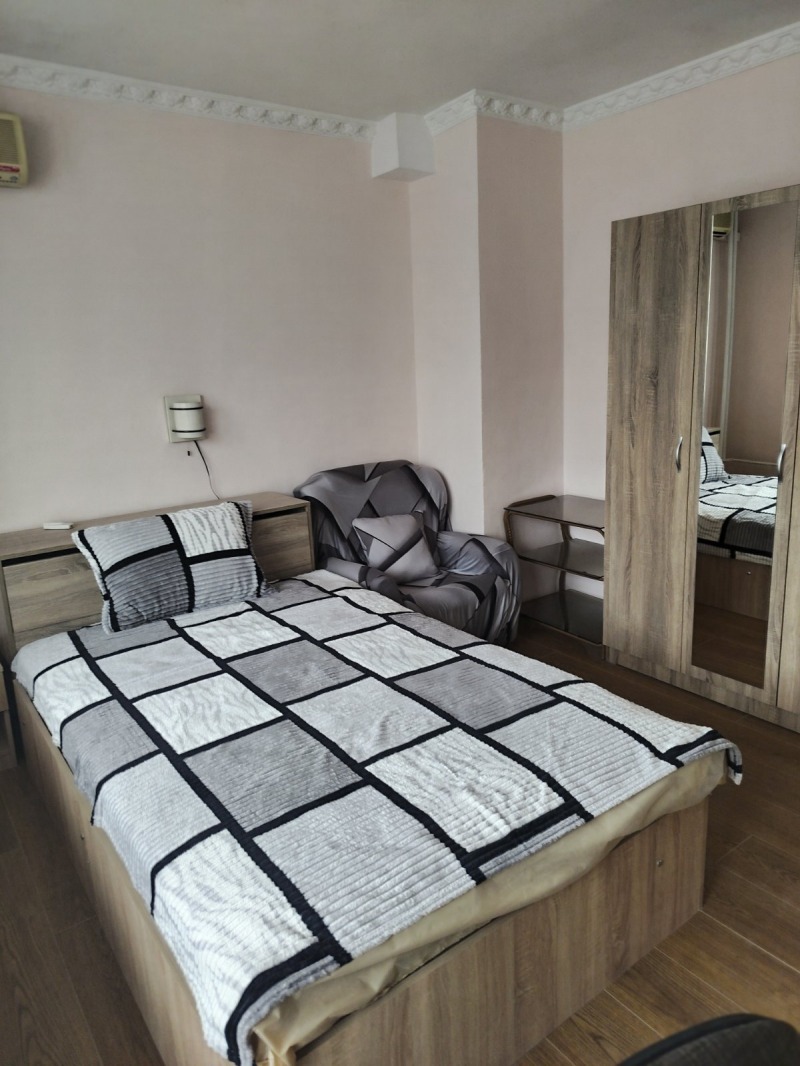 Дава под наем 3-СТАЕН, гр. Плевен, Идеален център, снимка 3 - Апартаменти - 53022334