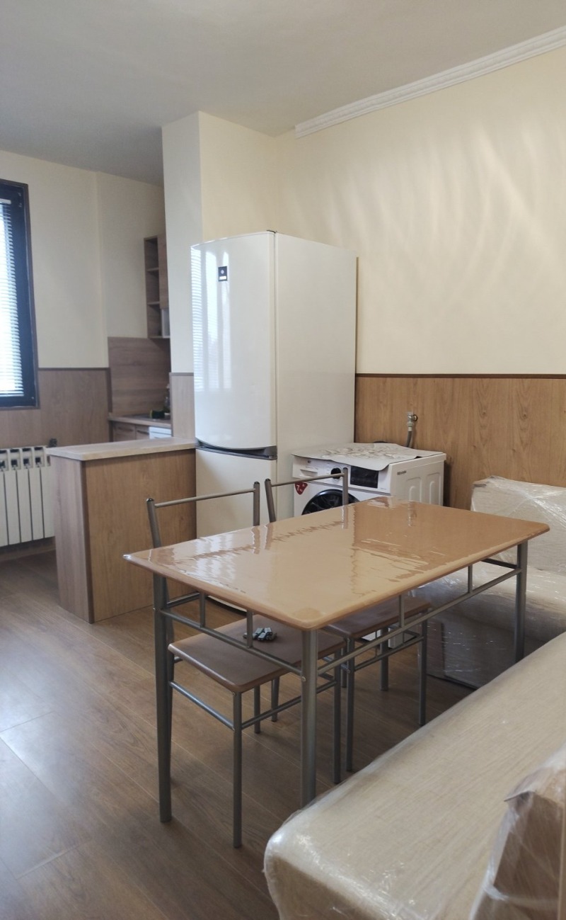 Дава под наем 3-СТАЕН, гр. Плевен, Идеален център, снимка 8 - Апартаменти - 53022334