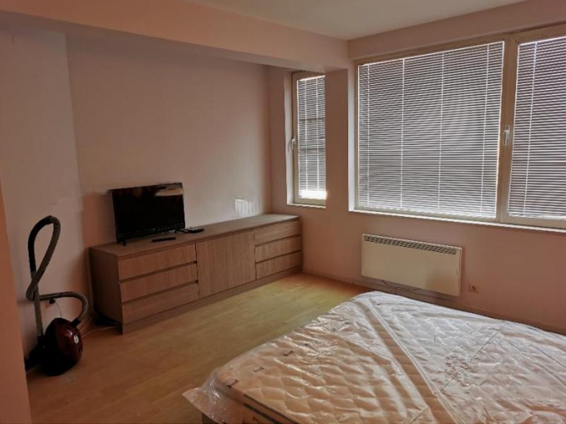 Издаје се  1 спаваћа соба Софија , Лозенец , 86 м2 | 96095061 - слика [6]