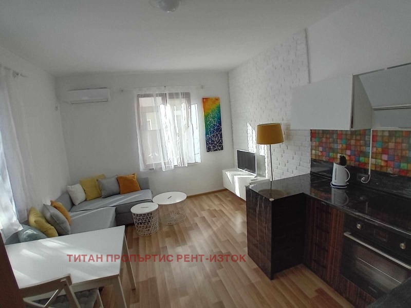 Дава под наем 2-СТАЕН, гр. Бургас, Център