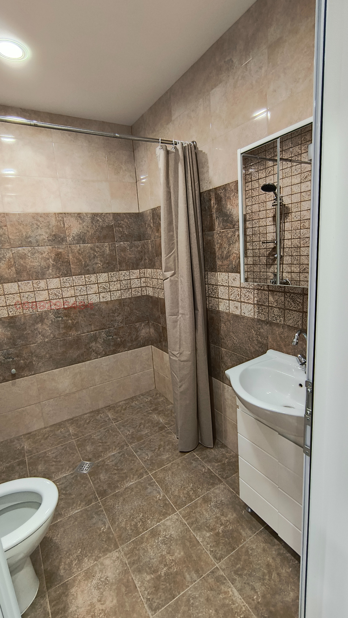 Дава под наем 3-СТАЕН, гр. Перник, Център, снимка 12 - Апартаменти - 54157212