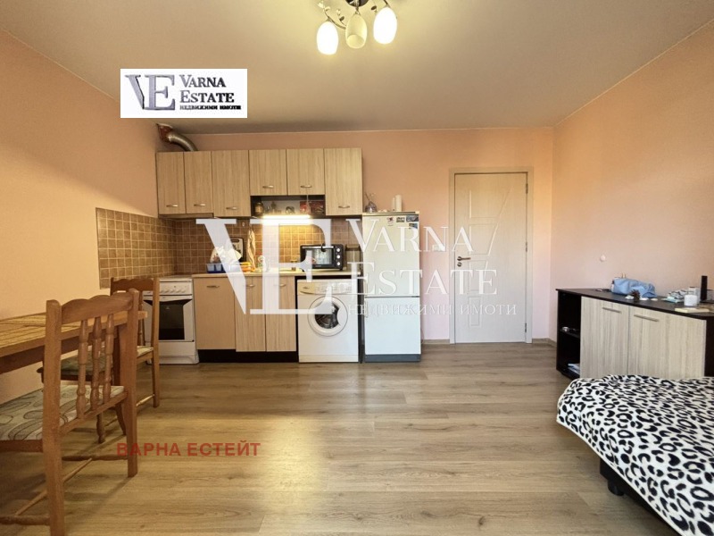 Do wynajęcia  Studio Warna , Zimno kino Trakija , 35 mkw | 82996280