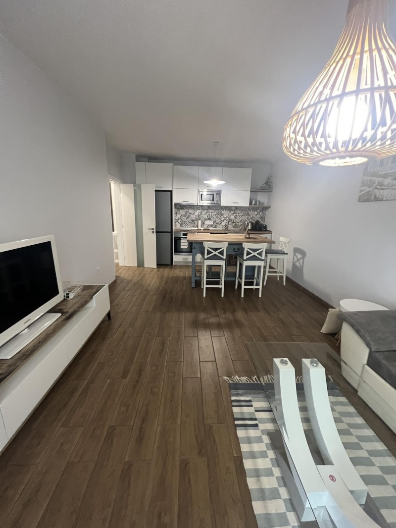 För uthyrning  1 sovrum Varna , k.k. Sv.Sv. Konstantin i Elena , 69 kvm | 95718730