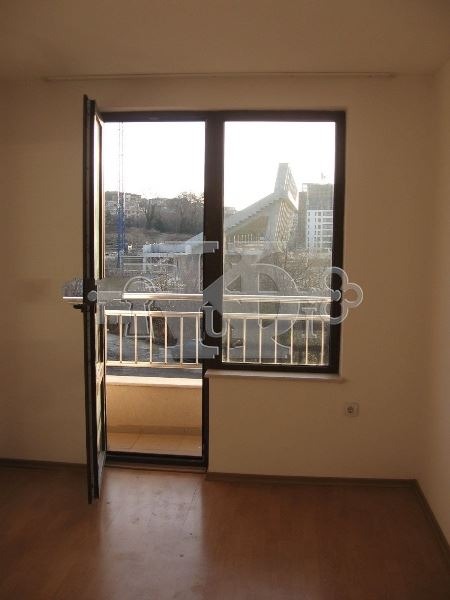 K pronájmu  2 ložnice Varna , Briz , 80 m2 | 71088759 - obraz [4]