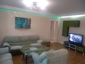 3 sypialnie Centar, Plowdiw 5