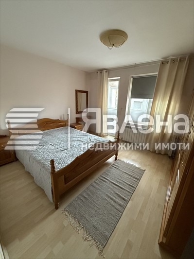 Дава под наем 4-СТАЕН, гр. Варна, Бриз, снимка 5 - Апартаменти - 55226999