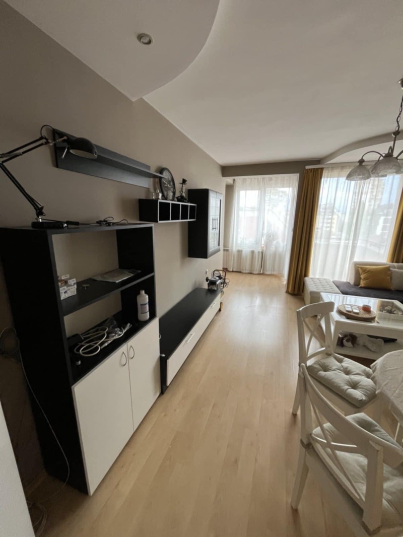 Do wynajęcia  1 sypialnia Sofia , Nadeżda 4 , 94 mkw | 25140323 - obraz [2]