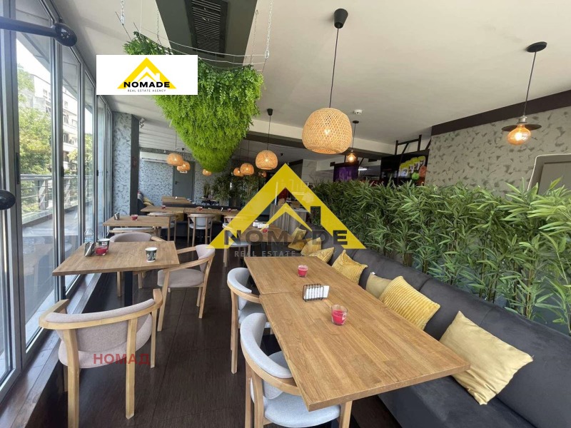 A louer  Bar; Café Plovdiv , Tsentar , 160 m² | 36192145