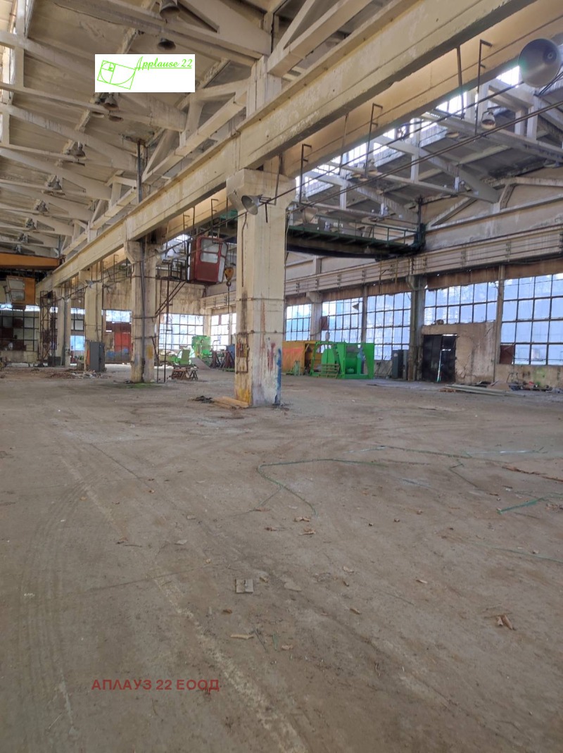 Дава под наем ПРОМ. ПОМЕЩЕНИЕ, гр. Червен бряг, област Плевен, снимка 6 - Производствени сгради - 53149388