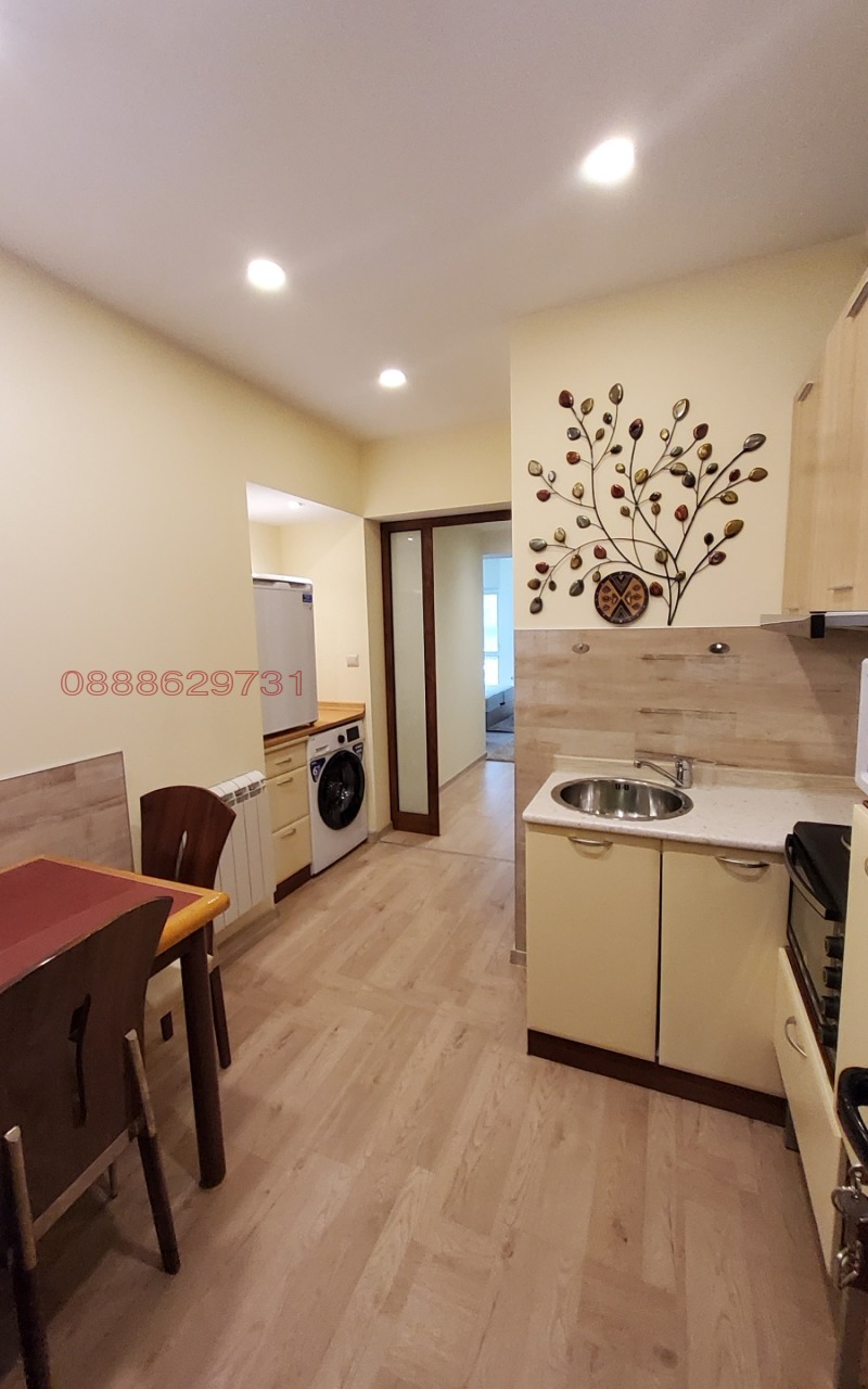 Zu vermieten  3 Schlafzimmer Sofia , Bankja , 110 qm | 77519812 - Bild [16]