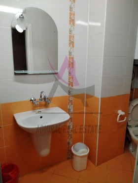 Студія Колхозен пазар, Варна 4