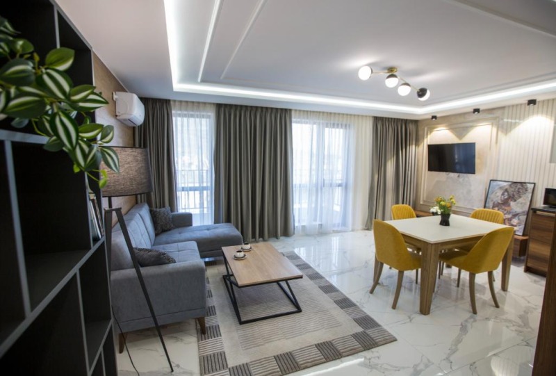 Da affittare  2 camere da letto Plovdiv , Mladegki Halm , 112 mq | 94989529